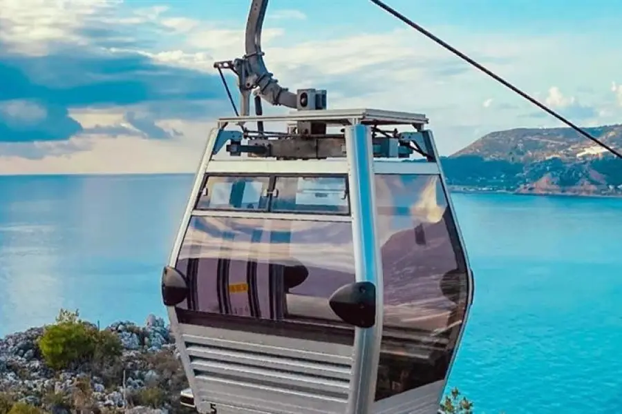 Alanya City Tour with Open-Top Cabribus & Cable Car